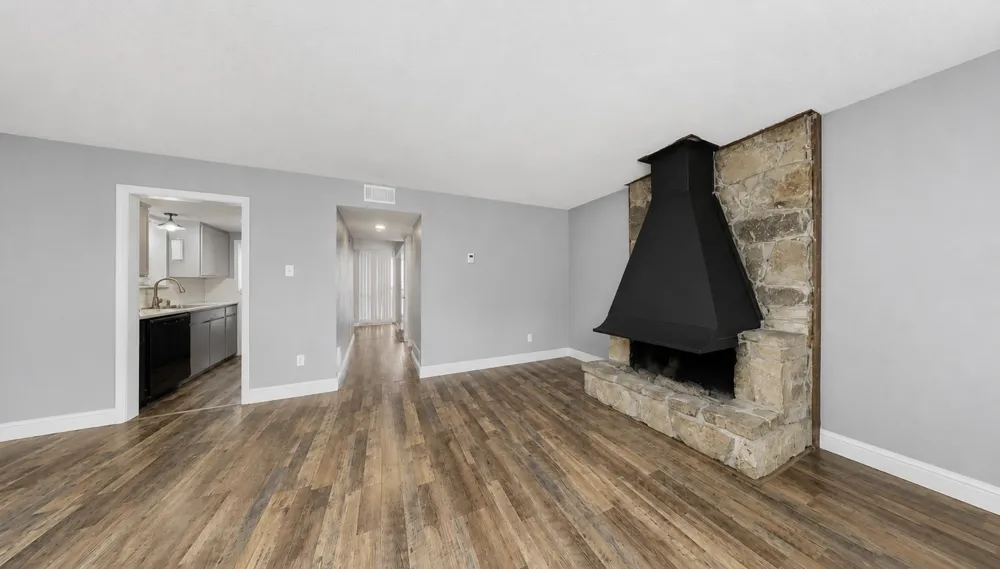 6321 Walraven Circle Fort Worth, TX 76133