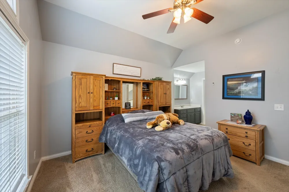 2155 Lake Rd Greenbrier, TN 37073
