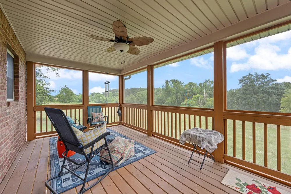 2155 Lake Rd Greenbrier, TN 37073