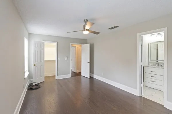 421 Cedar Park Cir La Vergne, TN 37086