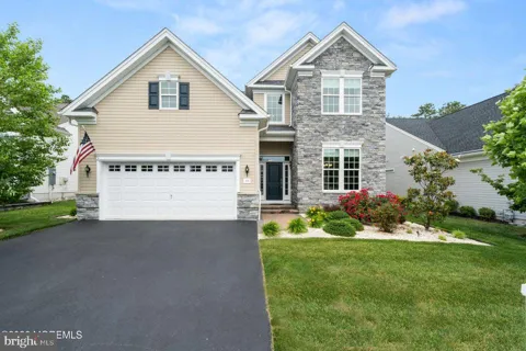 55 AMBERMIST WAY