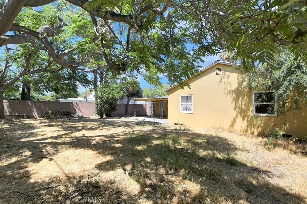724 Dallas Avenue San Bernardino, CA 92410