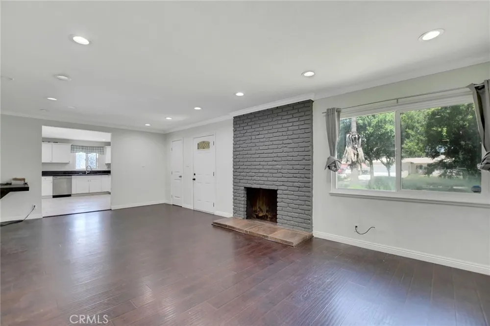 724 Dallas Avenue San Bernardino, CA 92410