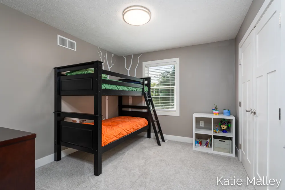 7353 Davies Drive NE Cannon Township, MI 49341