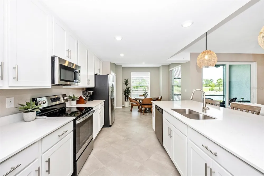 12470 WELLEN GOLF STREET #104 Venice, FL 34293