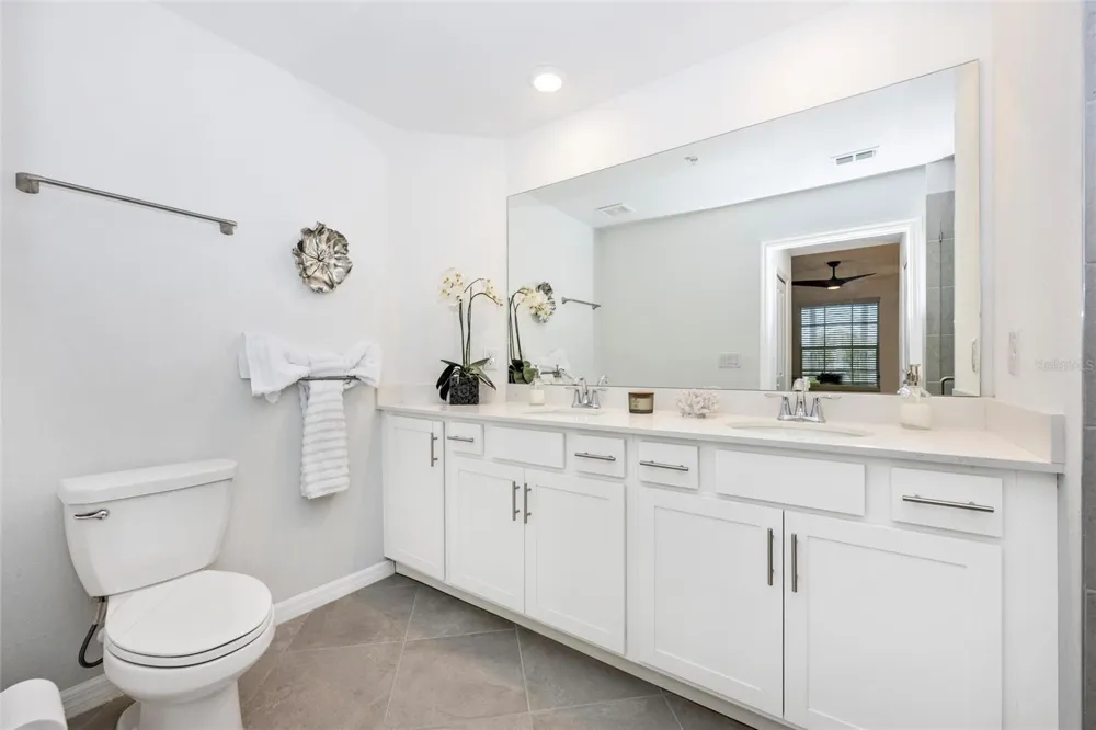 12470 WELLEN GOLF STREET #104 Venice, FL 34293