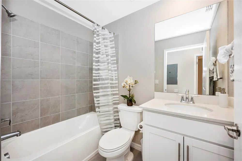 12470 WELLEN GOLF STREET #104 Venice, FL 34293