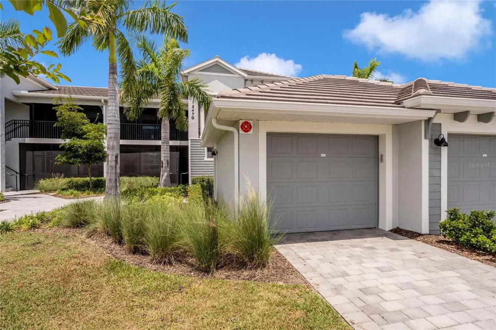 12470 WELLEN GOLF STREET #104 Venice, FL 34293
