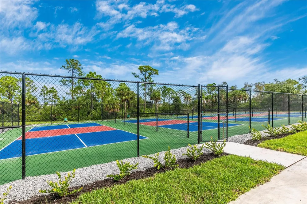 12470 WELLEN GOLF STREET #104 Venice, FL 34293