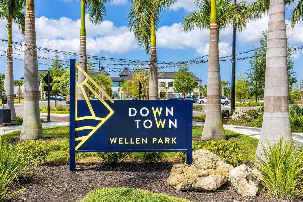 12470 WELLEN GOLF STREET #104 Venice, FL 34293