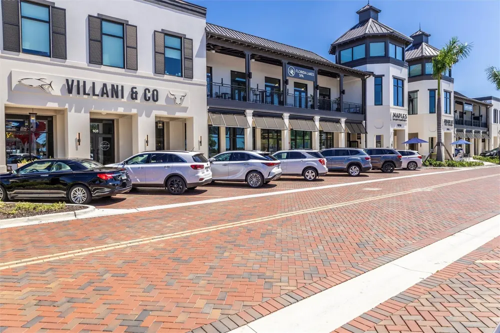 12470 WELLEN GOLF STREET #104 Venice, FL 34293