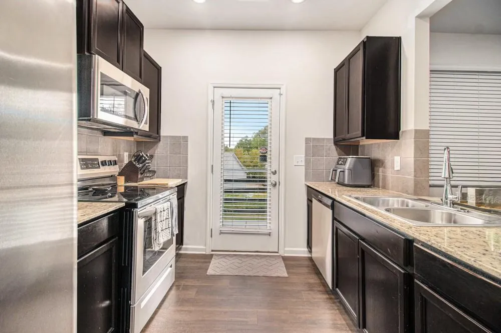 5642 Union Pointe Drive Union City, GA 30291
