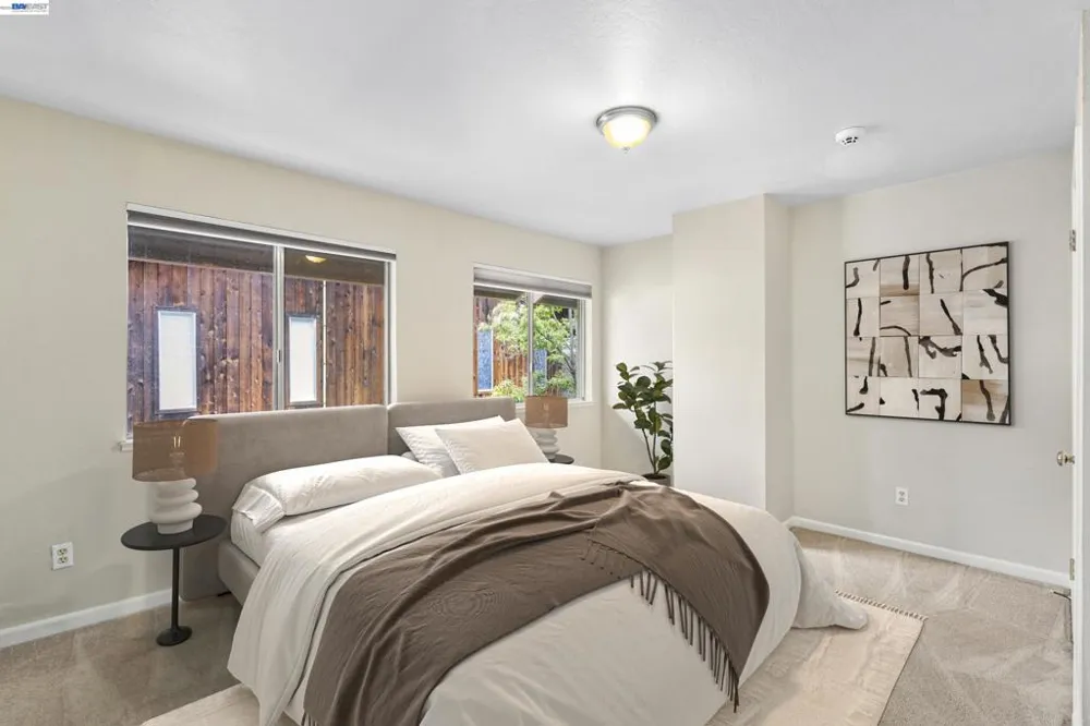 3858 Maybelle Ave Oakland, CA 94619