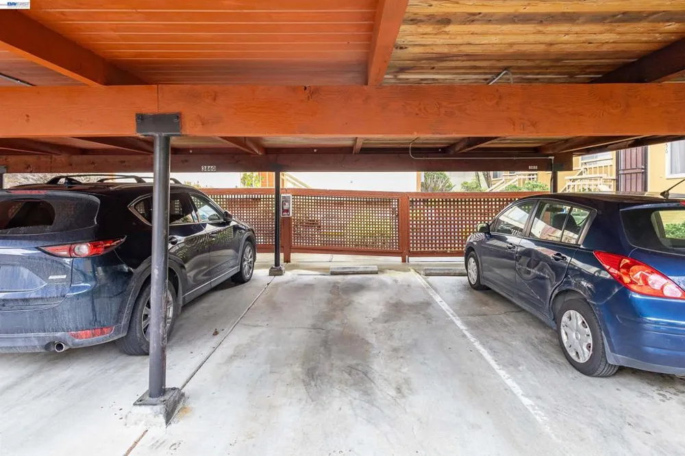 3858 Maybelle Ave Oakland, CA 94619