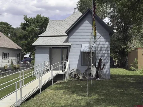 446 Grand Avenue