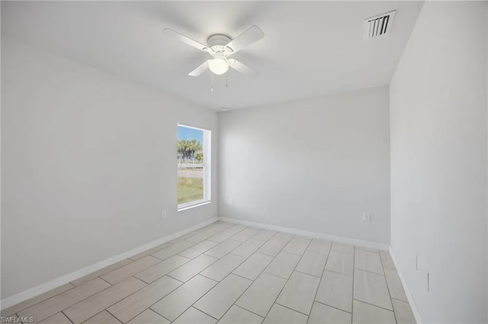 1426 Cape Coral Parkway W Cape Coral, FL 33914