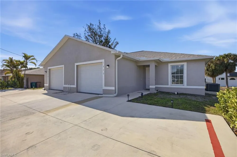 1426 Cape Coral Parkway W Cape Coral, FL 33914
