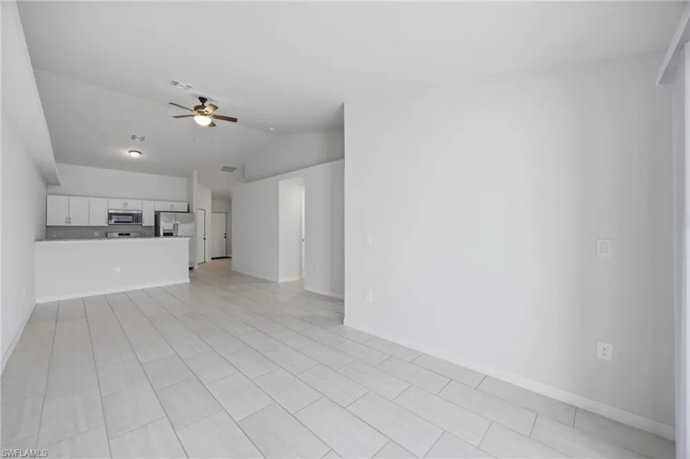 1426 Cape Coral Parkway W Cape Coral, FL 33914