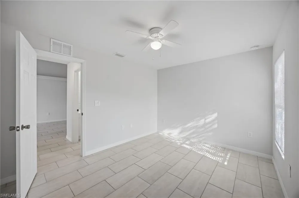 1426 Cape Coral Parkway W Cape Coral, FL 33914