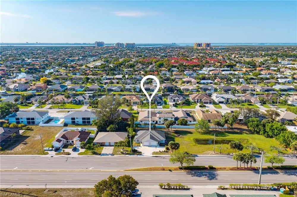 1426 Cape Coral Parkway W Cape Coral, FL 33914