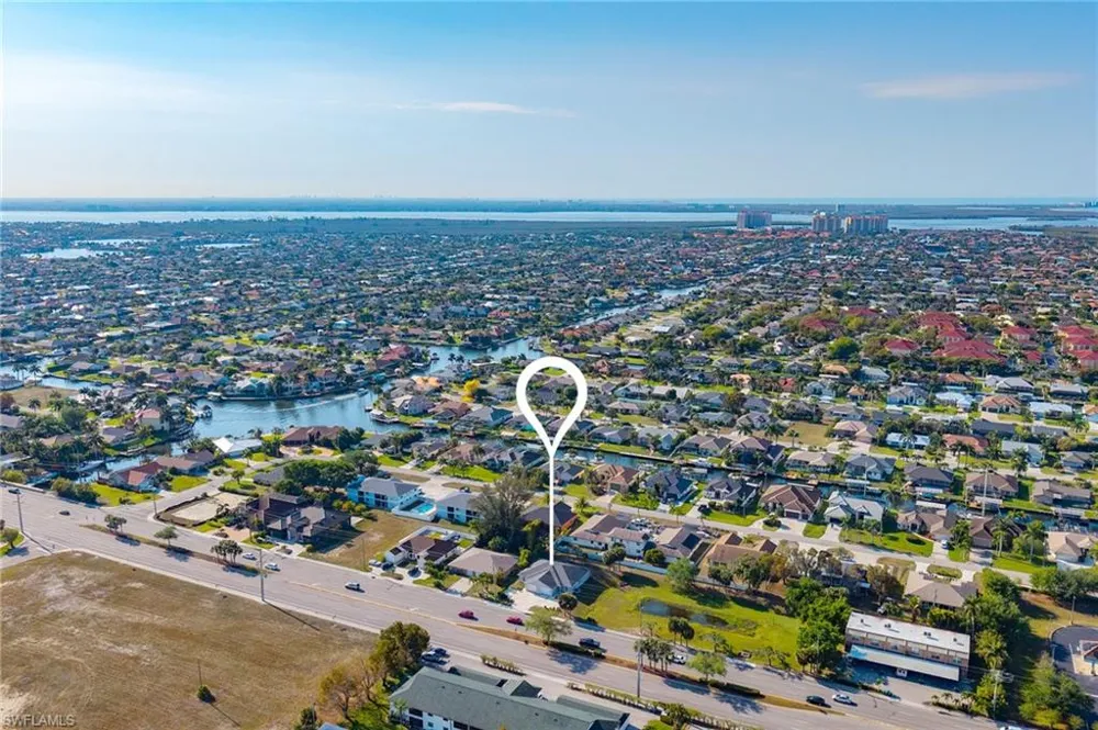 1426 Cape Coral Parkway W Cape Coral, FL 33914