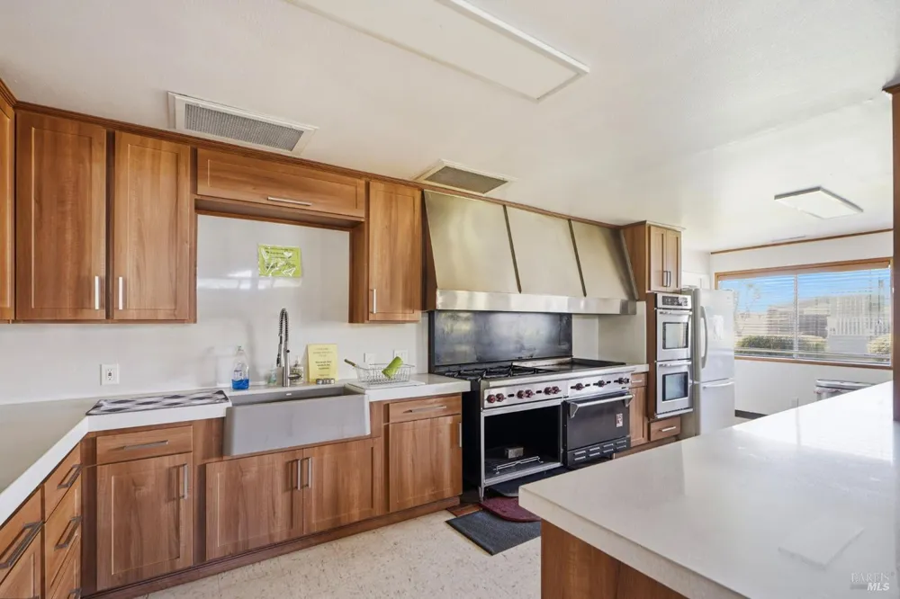 703 Sequoia Street Windsor, CA 95492