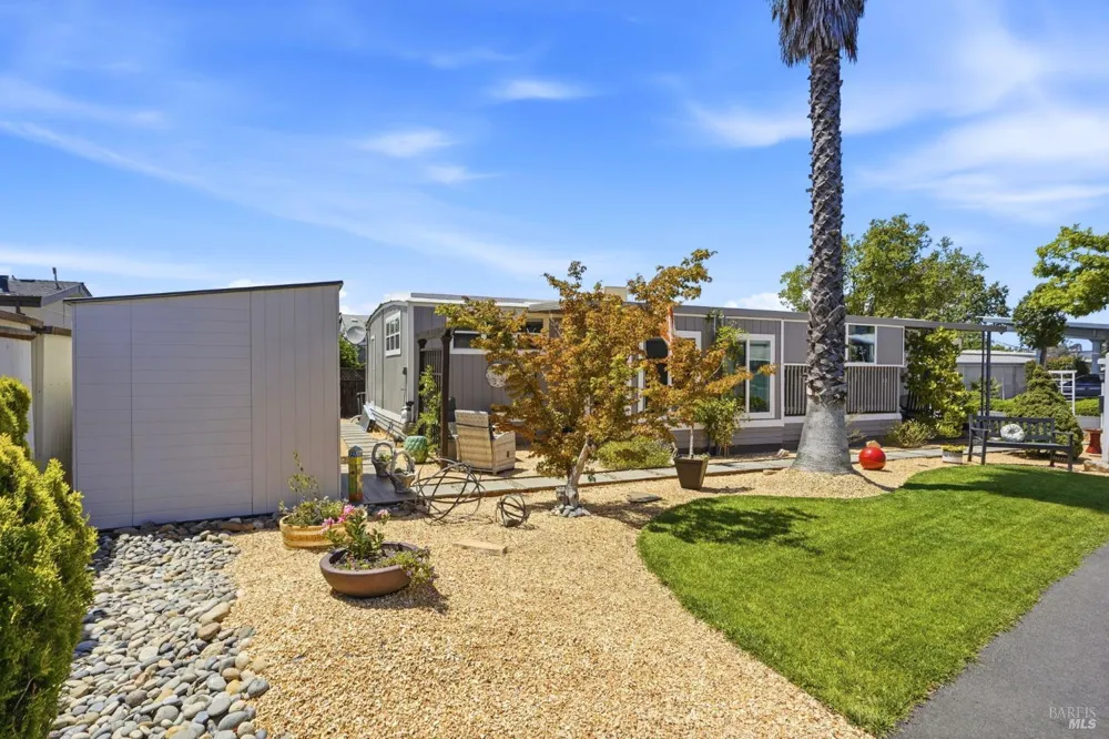 703 Sequoia Street Windsor, CA 95492