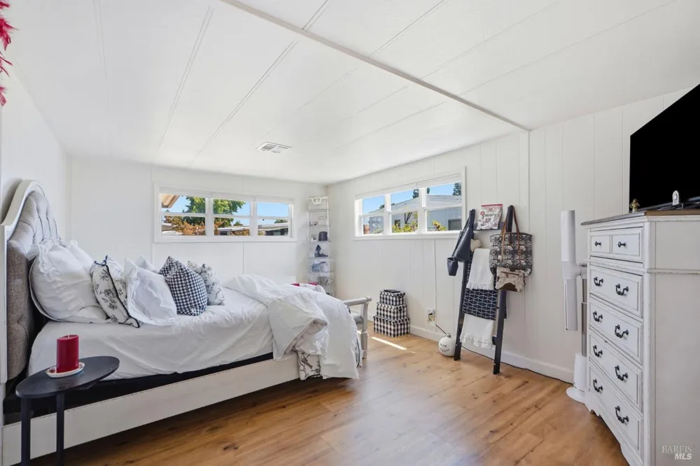 703 Sequoia Street Windsor, CA 95492