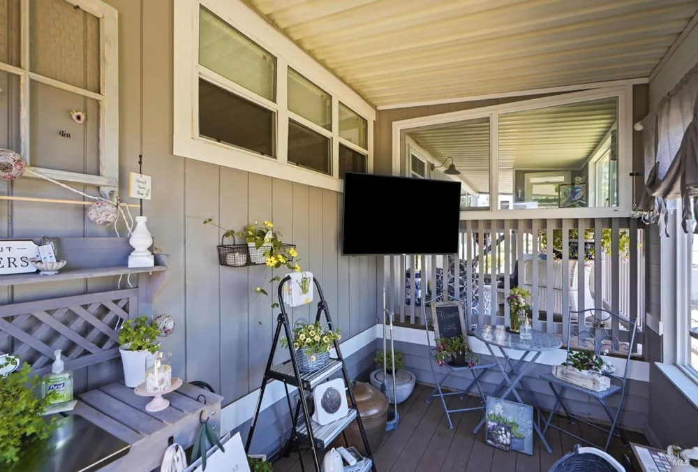 703 Sequoia Street Windsor, CA 95492