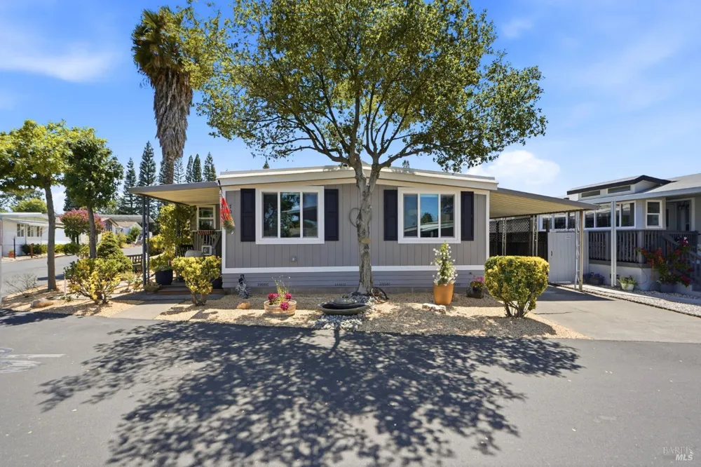 703 Sequoia Street Windsor, CA 95492