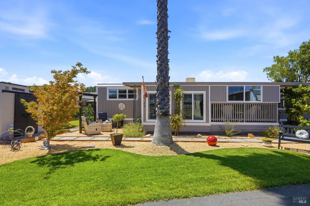 703 Sequoia Street Windsor, CA 95492