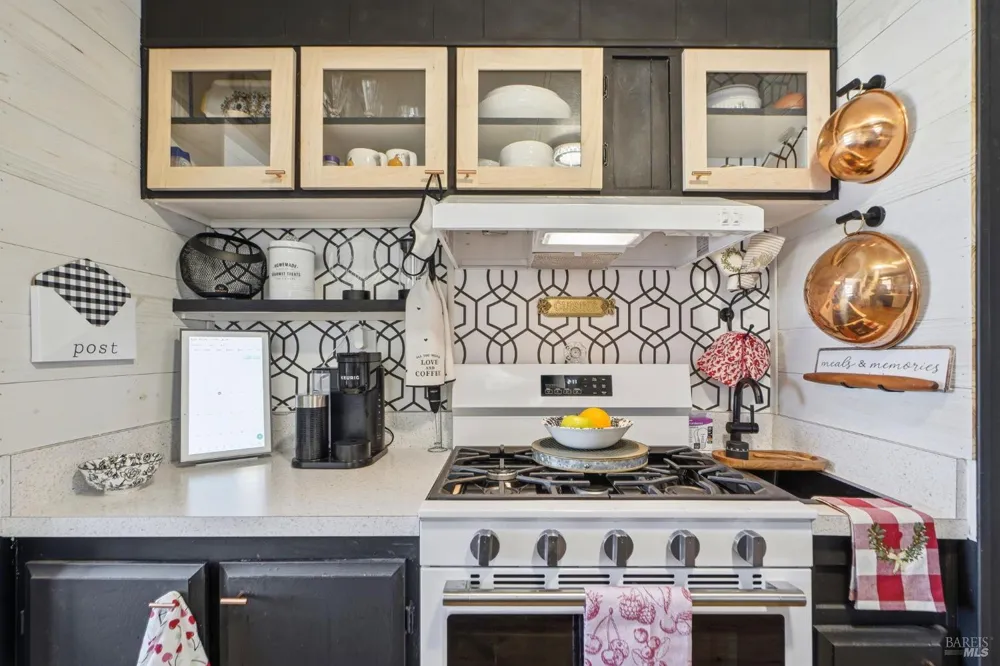 703 Sequoia Street Windsor, CA 95492