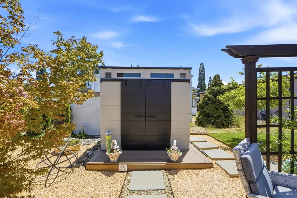 703 Sequoia Street Windsor, CA 95492