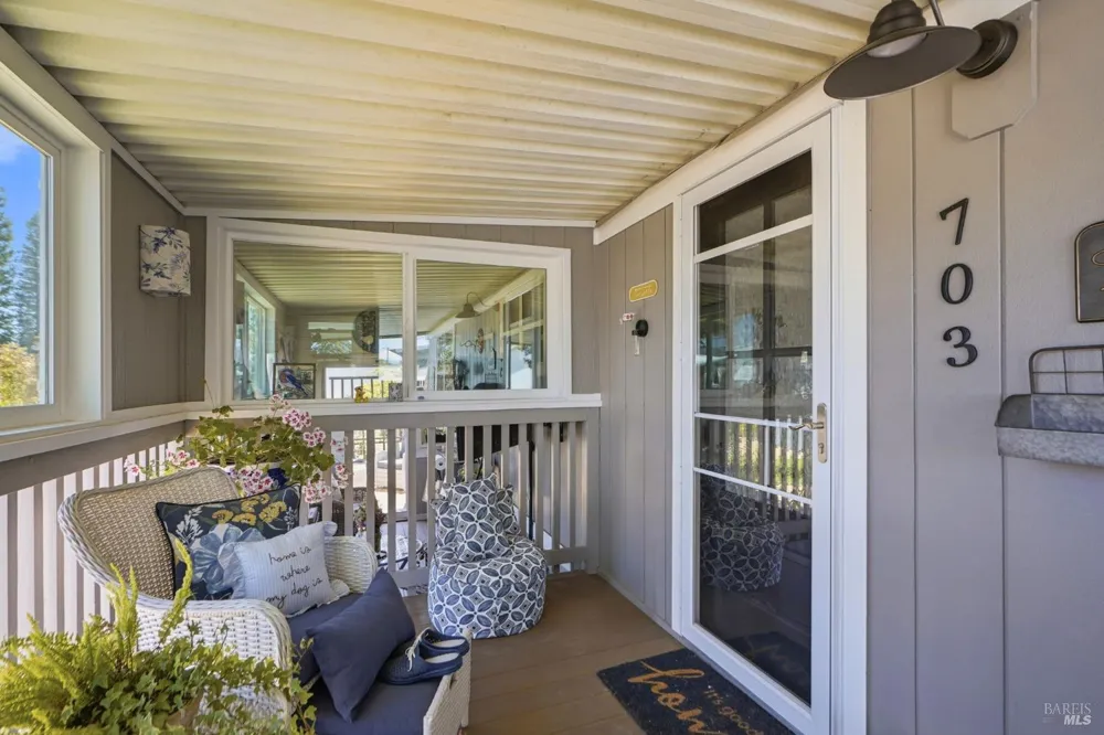 703 Sequoia Street Windsor, CA 95492