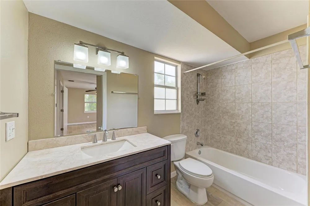 1300 LOMA LINDA COURT Sarasota, FL 34239
