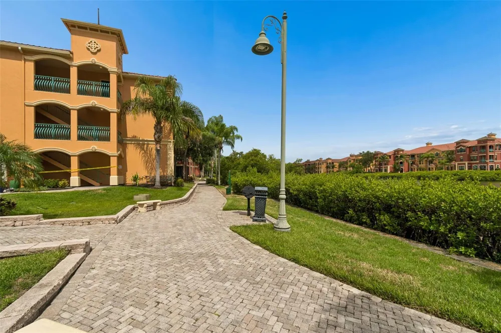 2717 VIA CIPRIANI #623A Clearwater, FL 33764