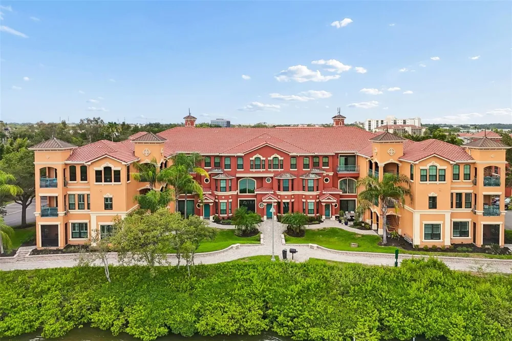 2717 VIA CIPRIANI #623A Clearwater, FL 33764