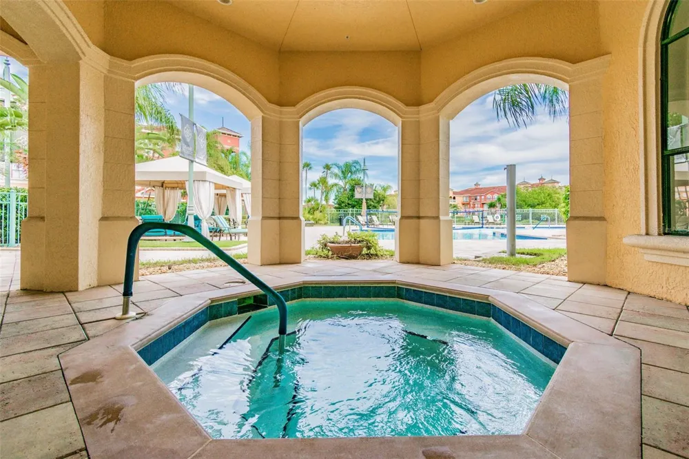 2717 VIA CIPRIANI #623A Clearwater, FL 33764