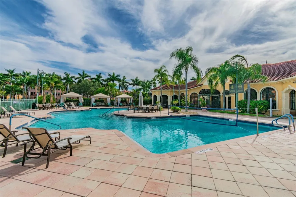2717 VIA CIPRIANI #623A Clearwater, FL 33764