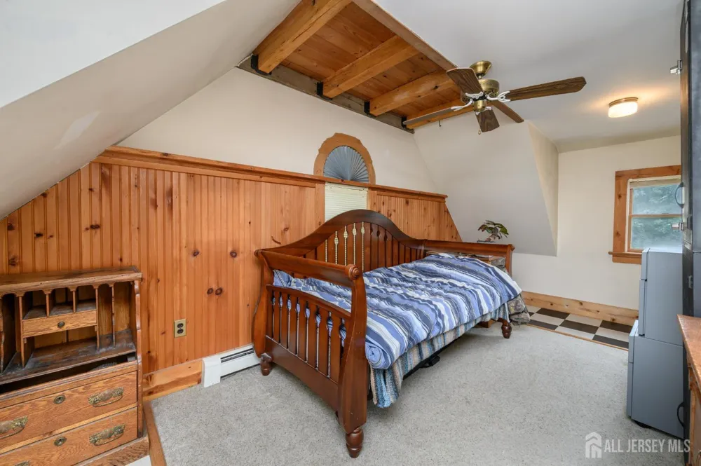 1097 State Route 173 Bethlehem, NJ 08802