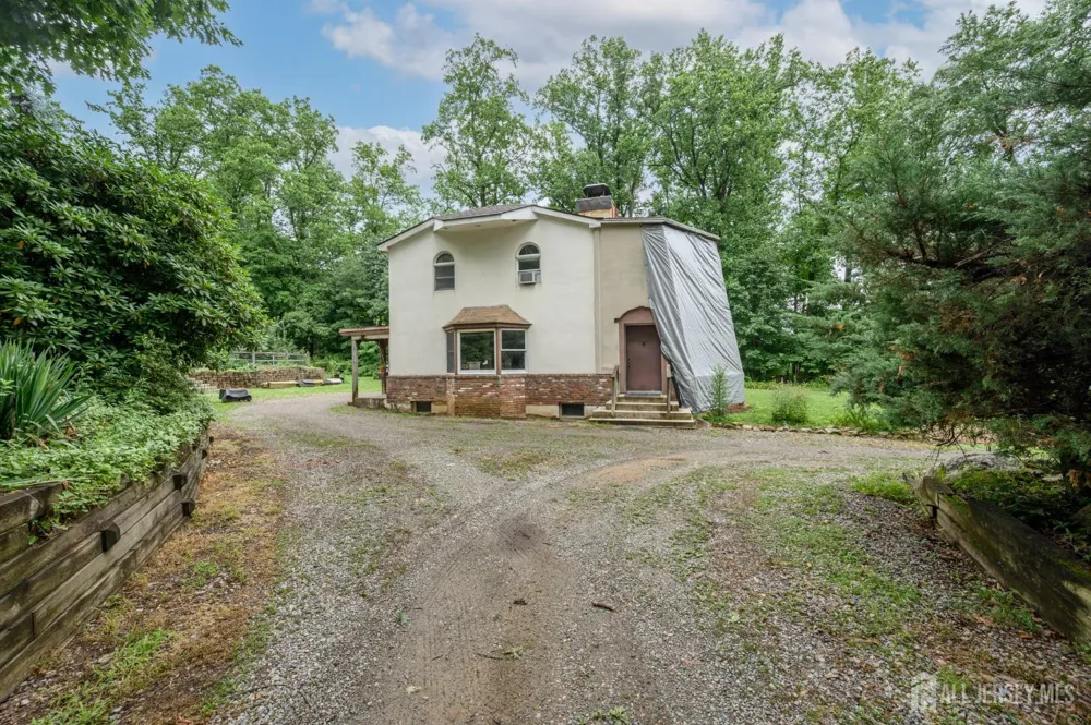 1097 State Route 173 Bethlehem, NJ 08802