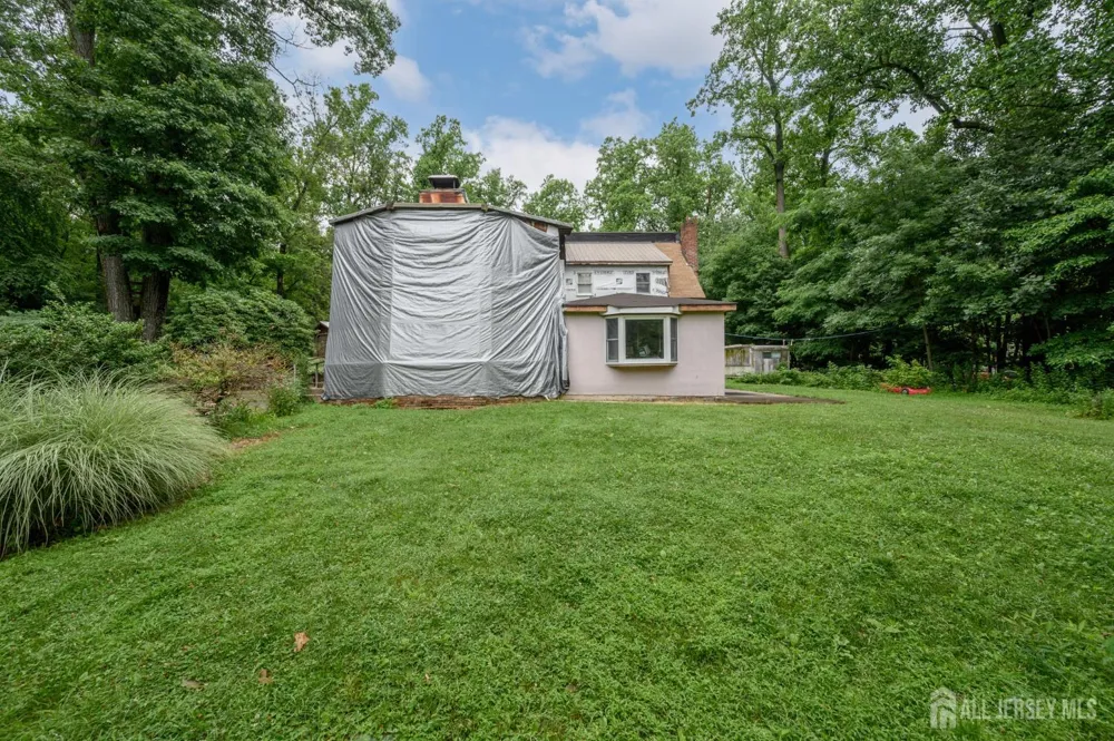 1097 State Route 173 Bethlehem, NJ 08802