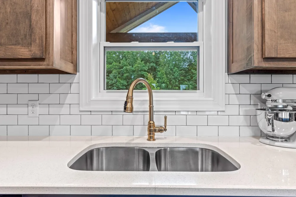 636 Raulston Falls Road Jasper, TN 37347