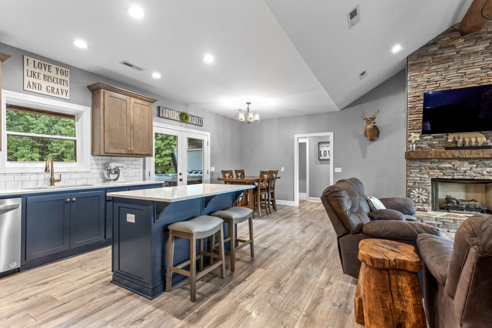 636 Raulston Falls Road Jasper, TN 37347