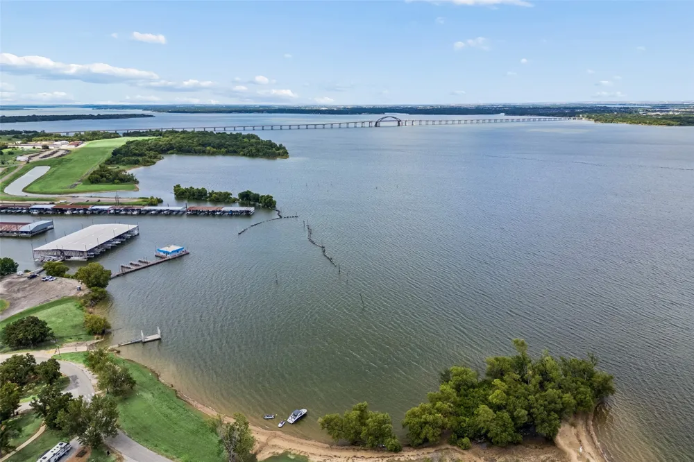 612 Myers Drive Lake Dallas, TX 75065