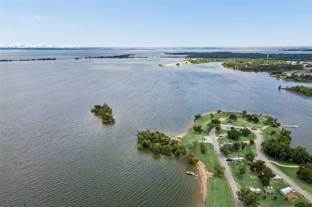 612 Myers Drive Lake Dallas, TX 75065
