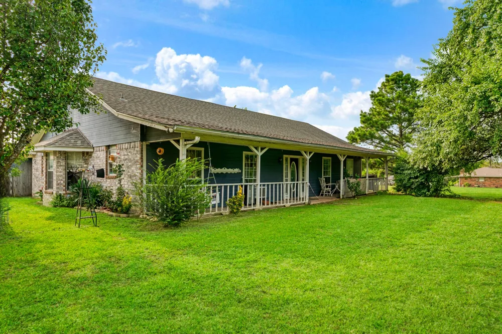2640 3 RD St SE Paris, TX 75460