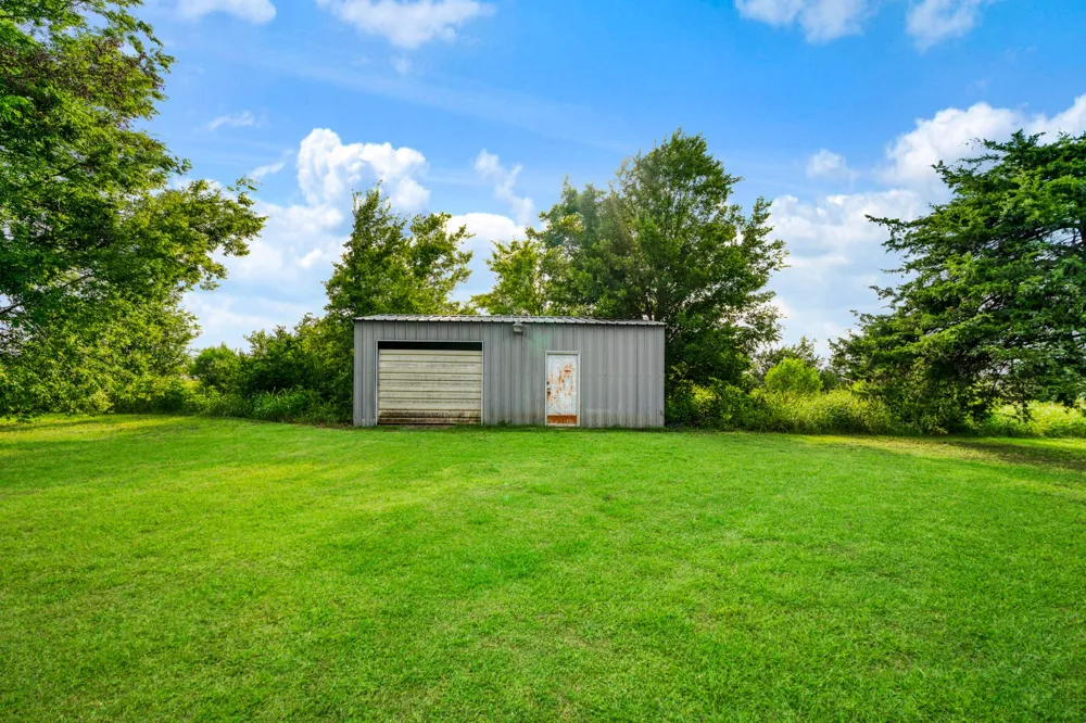 2640 3 RD St SE Paris, TX 75460