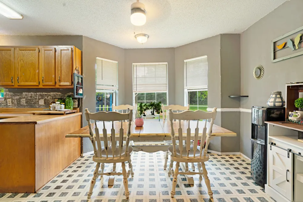 2640 3 RD St SE Paris, TX 75460
