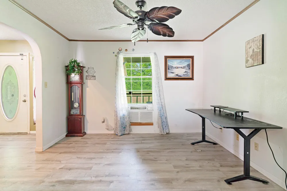 2640 3 RD St SE Paris, TX 75460